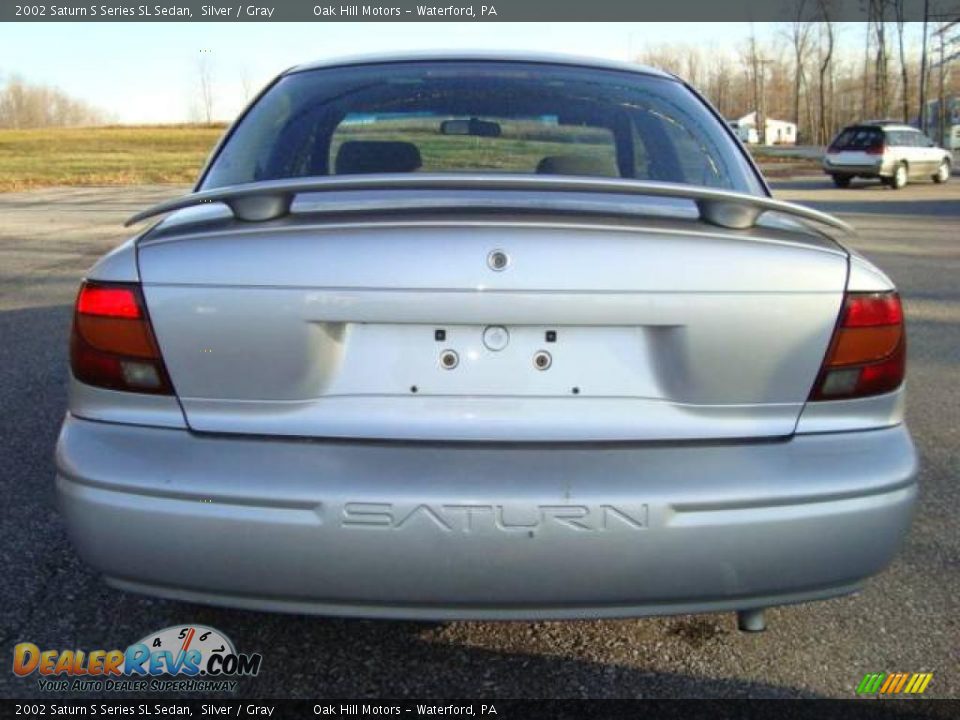 2002 Saturn S Series SL Sedan Silver / Gray Photo #4