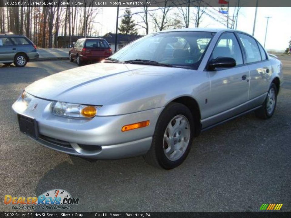 2002 Saturn S Series SL Sedan Silver / Gray Photo #5