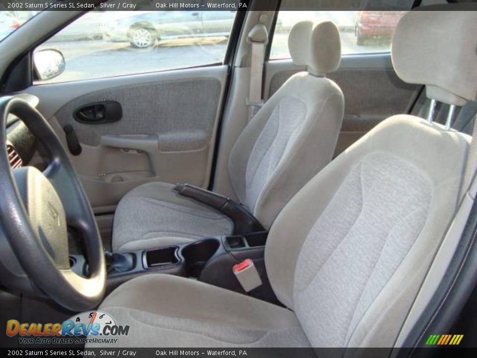 2002 Saturn S Series SL Sedan Silver / Gray Photo #9