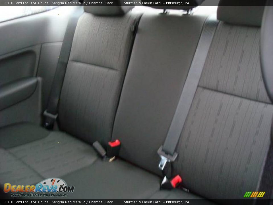 2010 Ford Focus SE Coupe Sangria Red Metallic / Charcoal Black Photo #11