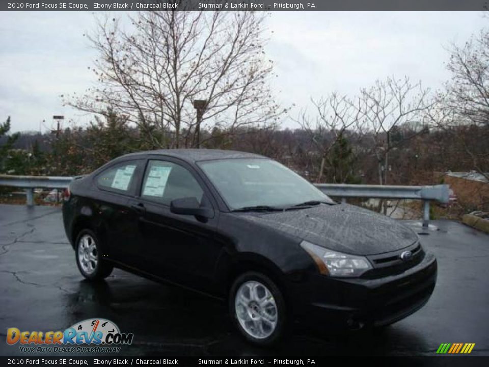 2010 Ford Focus SE Coupe Ebony Black / Charcoal Black Photo #1