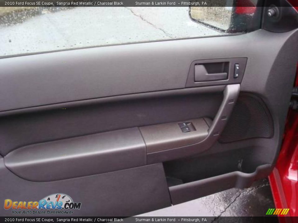 2010 Ford Focus SE Coupe Sangria Red Metallic / Charcoal Black Photo #13