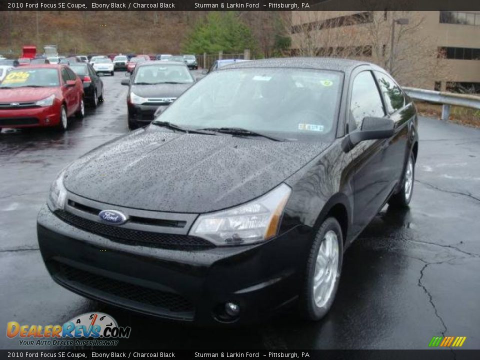 2010 Ford Focus SE Coupe Ebony Black / Charcoal Black Photo #7