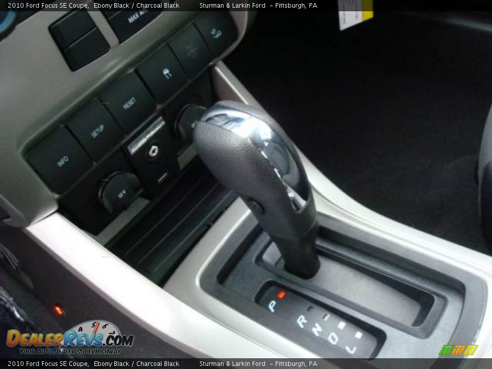 2010 Ford Focus SE Coupe Ebony Black / Charcoal Black Photo #15