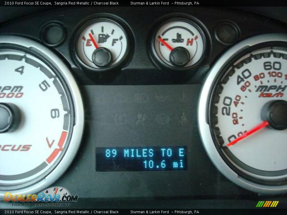 2010 Ford Focus SE Coupe Sangria Red Metallic / Charcoal Black Photo #20