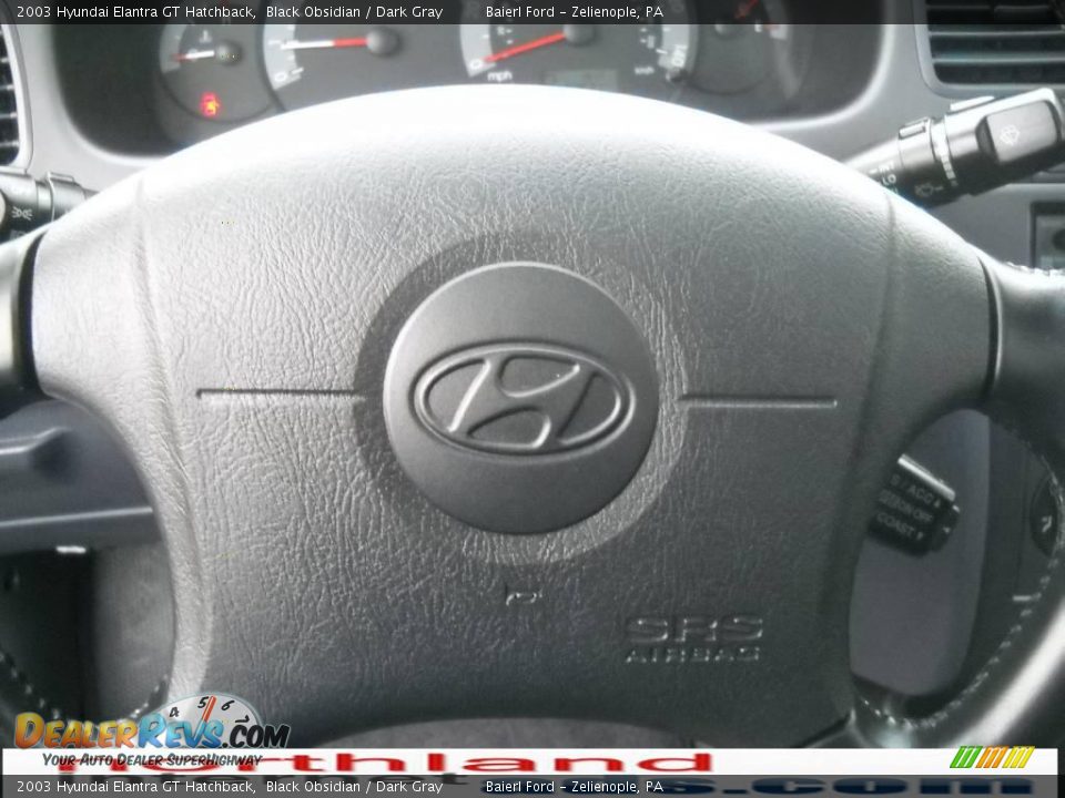 2003 Hyundai Elantra GT Hatchback Black Obsidian / Dark Gray Photo #19