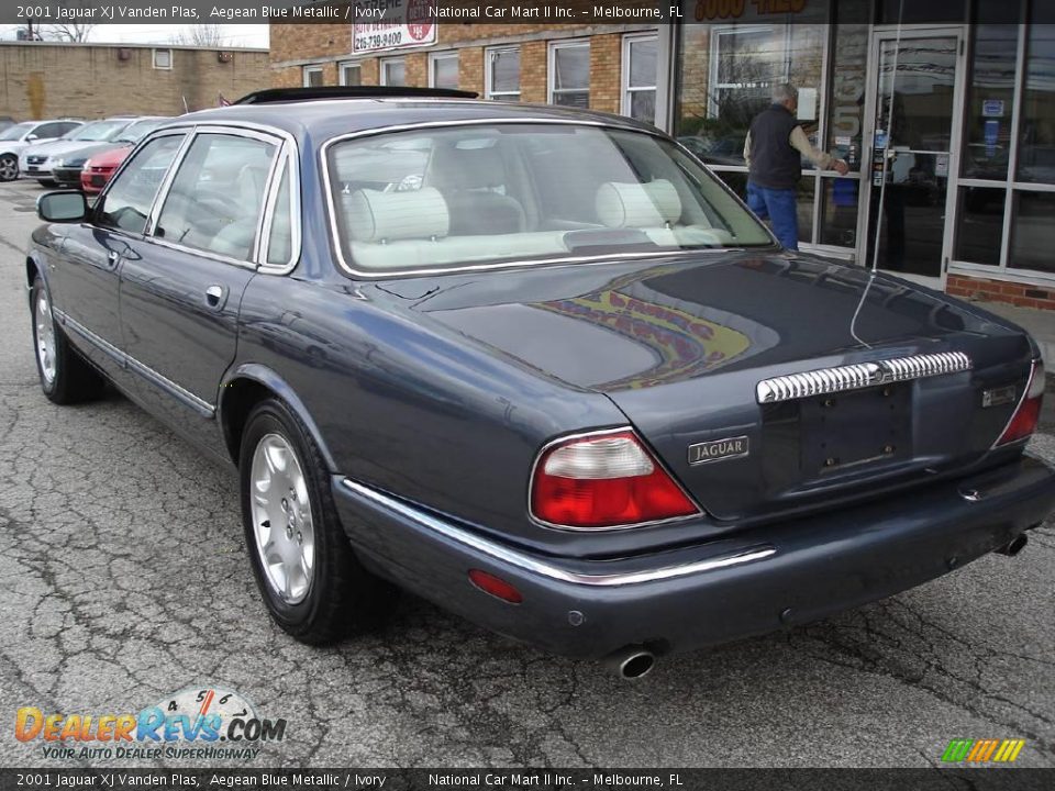 2001 Jaguar XJ Vanden Plas Aegean Blue Metallic / Ivory Photo #7