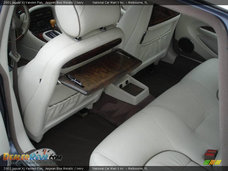 2001 Jaguar XJ Vanden Plas Aegean Blue Metallic / Ivory Photo #11
