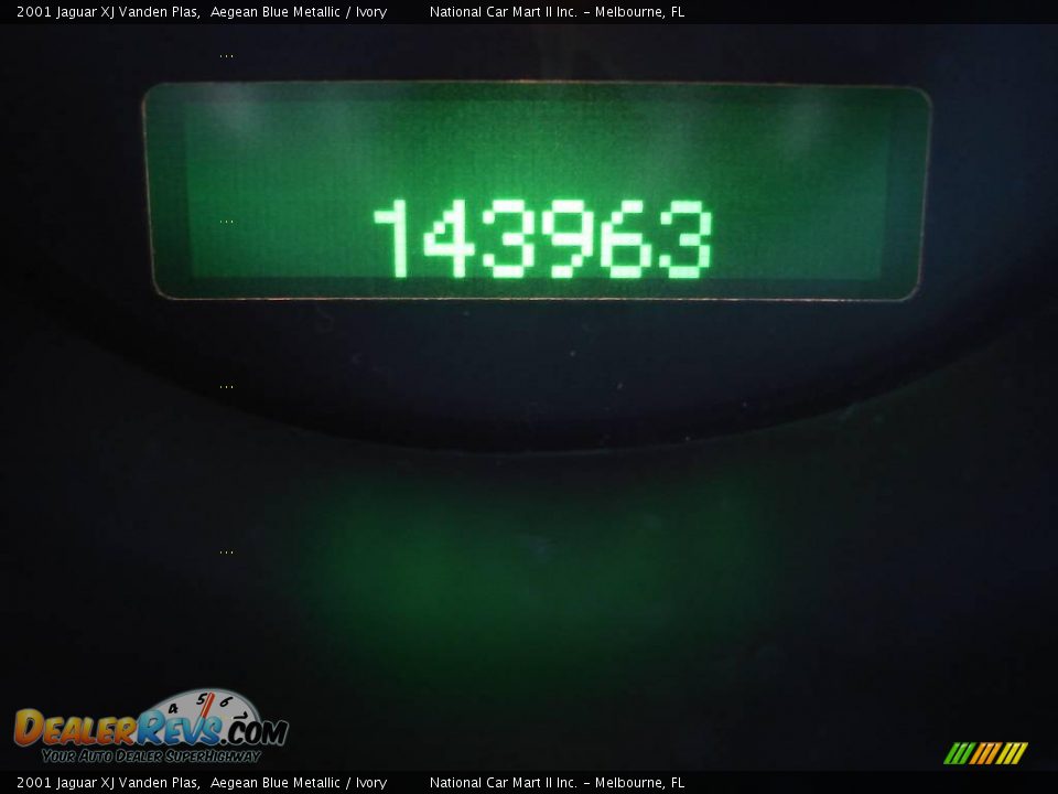 2001 Jaguar XJ Vanden Plas Aegean Blue Metallic / Ivory Photo #20