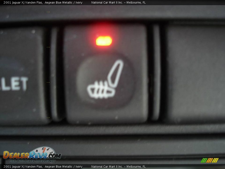 2001 Jaguar XJ Vanden Plas Aegean Blue Metallic / Ivory Photo #21