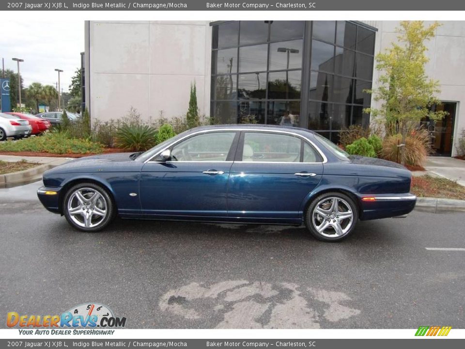 2007 Jaguar XJ XJ8 L Indigo Blue Metallic / Champagne/Mocha Photo #2