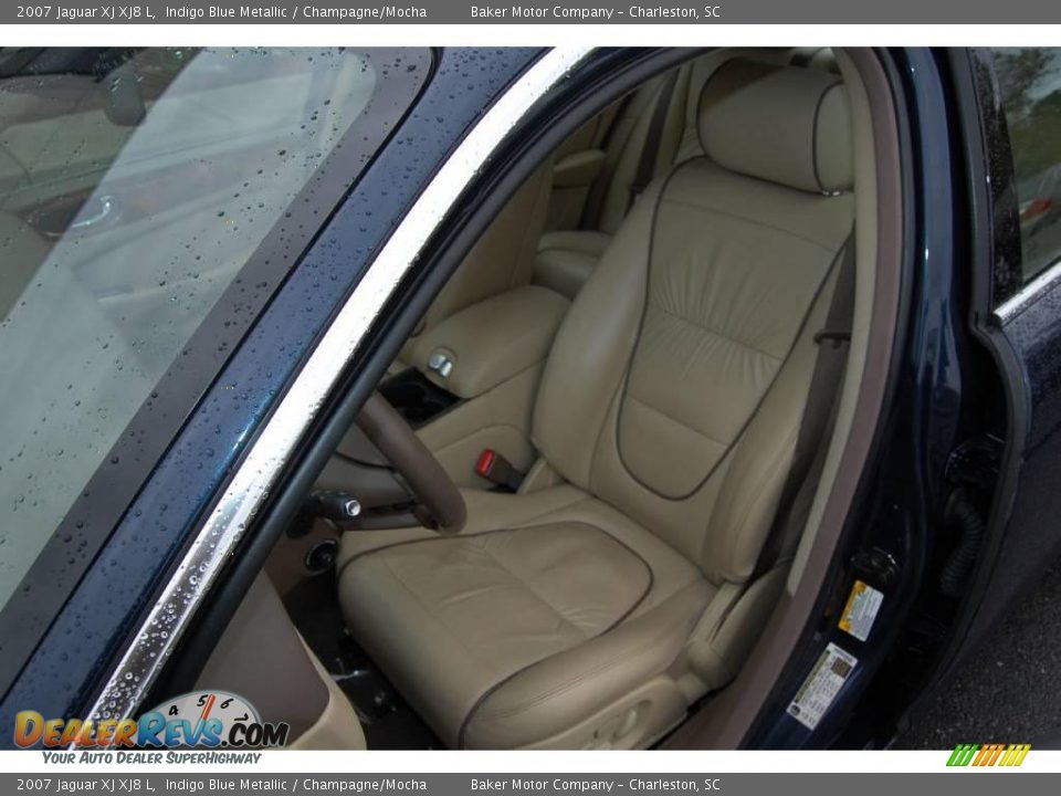 2007 Jaguar XJ XJ8 L Indigo Blue Metallic / Champagne/Mocha Photo #6