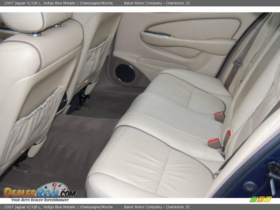 2007 Jaguar XJ XJ8 L Indigo Blue Metallic / Champagne/Mocha Photo #8