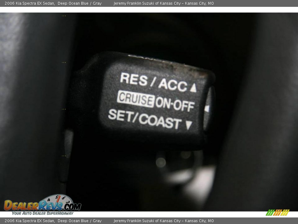 2006 Kia Spectra EX Sedan Deep Ocean Blue / Gray Photo #10