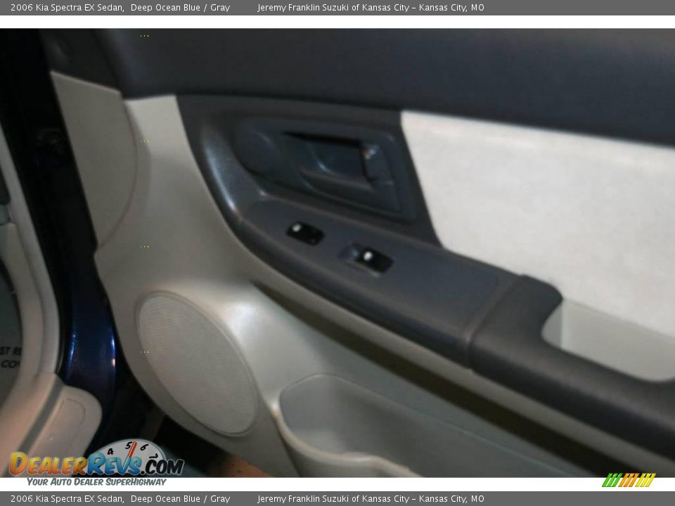 2006 Kia Spectra EX Sedan Deep Ocean Blue / Gray Photo #23