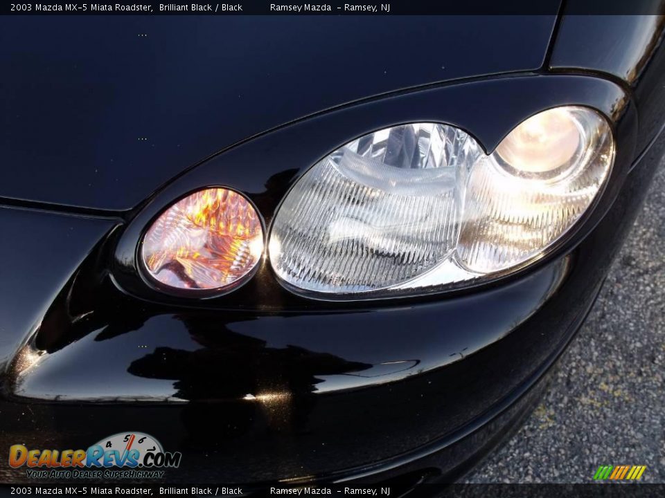 2003 Mazda MX-5 Miata Roadster Brilliant Black / Black Photo #24