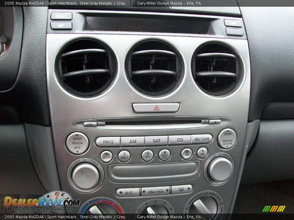 2005 Mazda MAZDA6 i Sport Hatchback Steel Gray Metallic / Gray Photo #14
