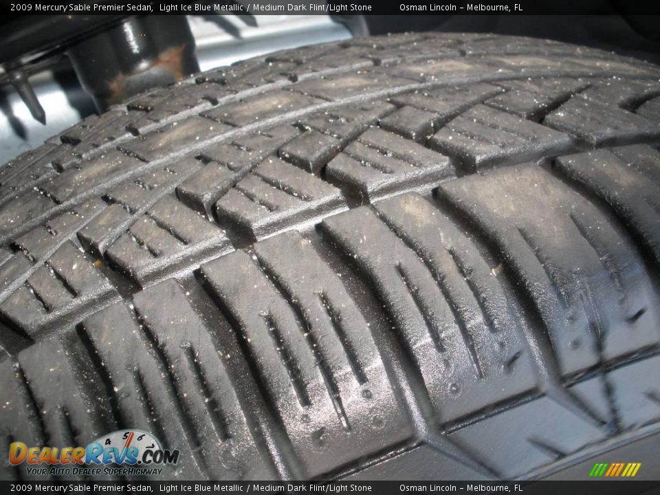 2009 Mercury Sable Premier Sedan Light Ice Blue Metallic / Medium Dark Flint/Light Stone Photo #7