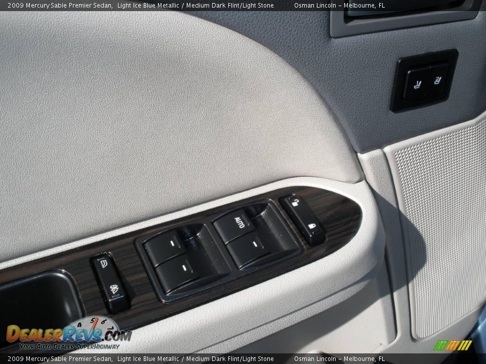 2009 Mercury Sable Premier Sedan Light Ice Blue Metallic / Medium Dark Flint/Light Stone Photo #10