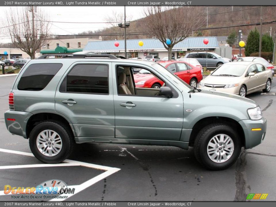 2007 Mercury Mariner Luxury 4WD Light Tundra Metallic / Pebble Photo #4