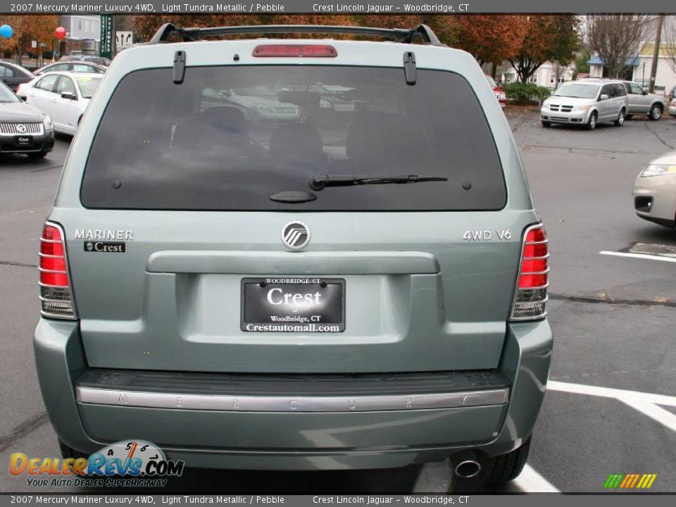 2007 Mercury Mariner Luxury 4WD Light Tundra Metallic / Pebble Photo #6