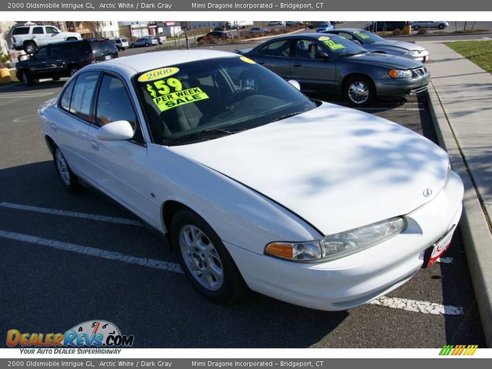 2000 Oldsmobile Intrigue GL Arctic White / Dark Gray Photo #3