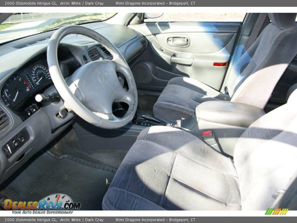 2000 Oldsmobile Intrigue GL Arctic White / Dark Gray Photo #8