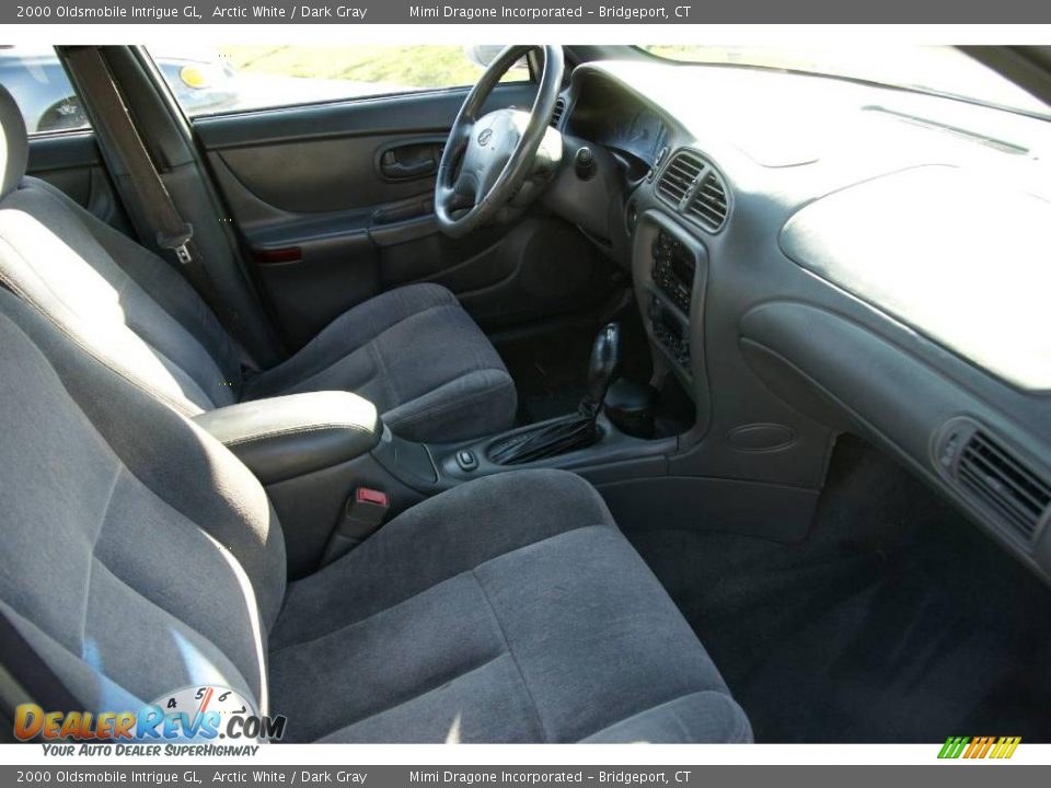 2000 Oldsmobile Intrigue GL Arctic White / Dark Gray Photo #15