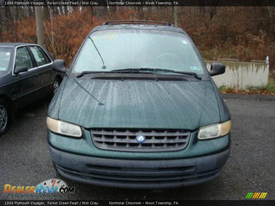 1999 Plymouth Voyager Forest Green Pearl / Mist Gray Photo #2