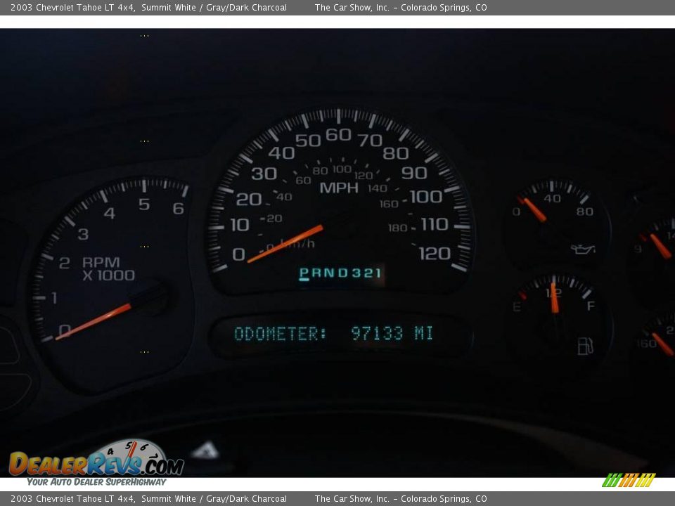 2003 Chevrolet Tahoe LT 4x4 Summit White / Gray/Dark Charcoal Photo #8