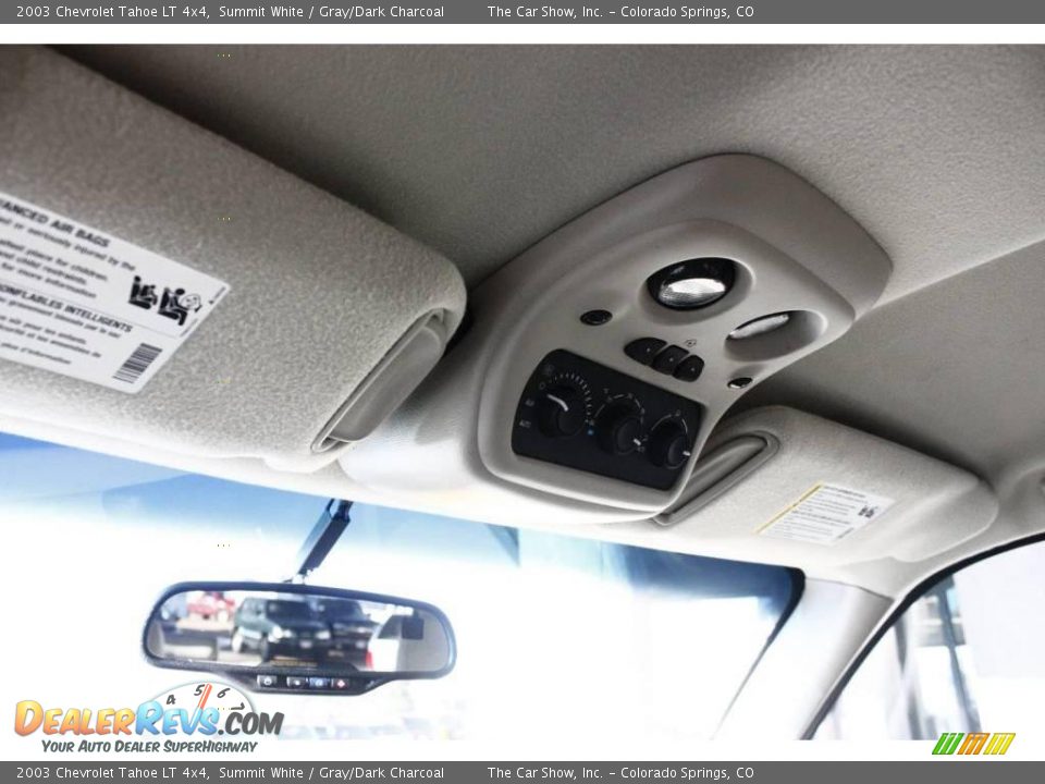 2003 Chevrolet Tahoe LT 4x4 Summit White / Gray/Dark Charcoal Photo #17