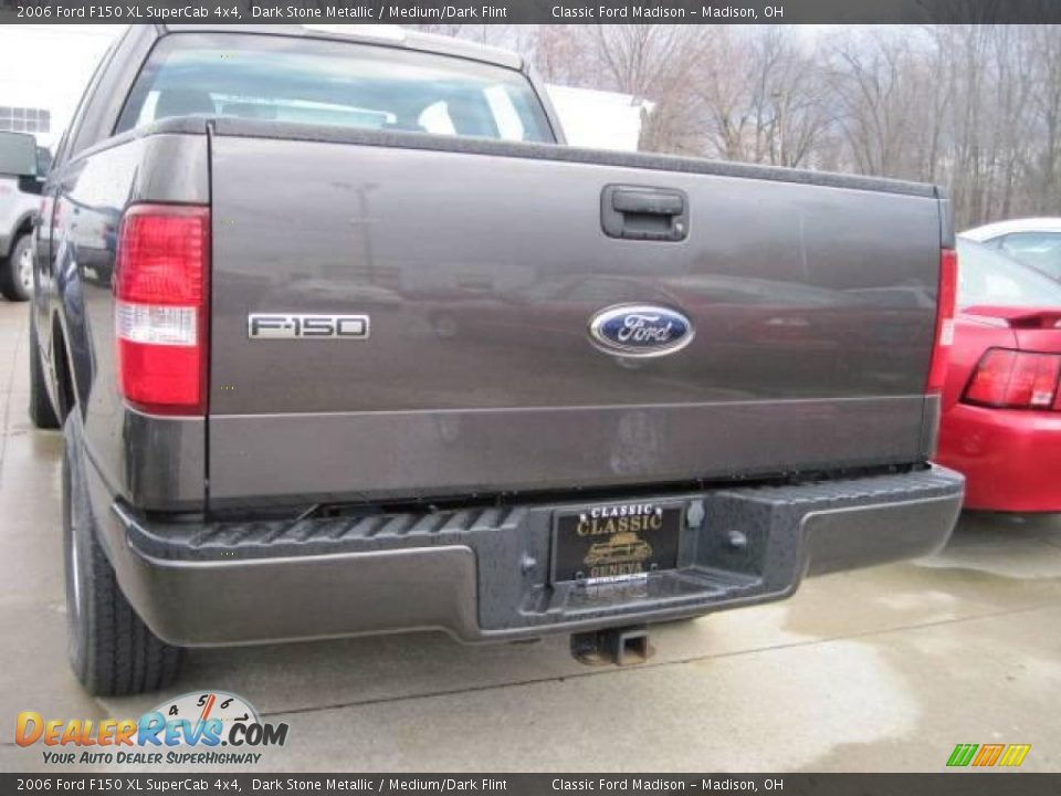2006 Ford F150 XL SuperCab 4x4 Dark Stone Metallic / Medium/Dark Flint Photo #4