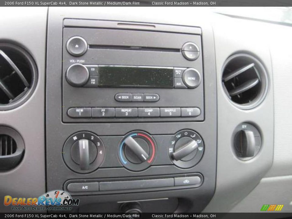 2006 Ford F150 XL SuperCab 4x4 Dark Stone Metallic / Medium/Dark Flint Photo #8