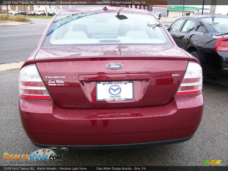 2008 Ford Taurus SEL Merlot Metallic / Medium Light Stone Photo #4