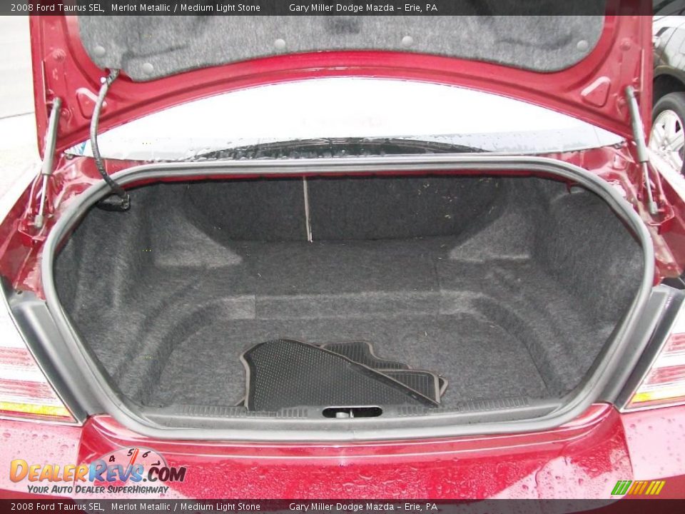 2008 Ford Taurus SEL Merlot Metallic / Medium Light Stone Photo #5