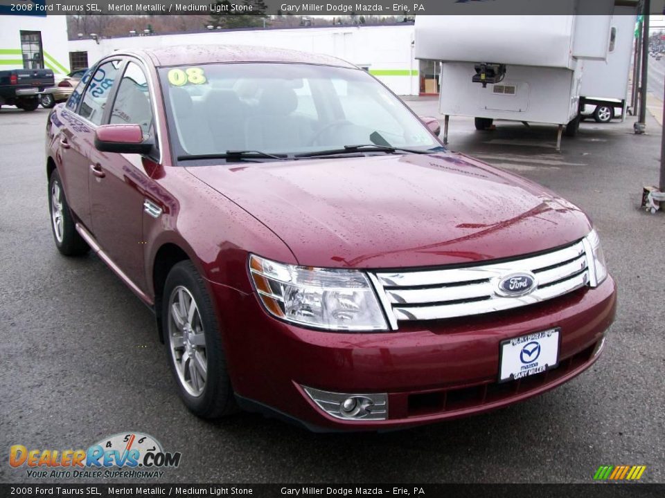 2008 Ford Taurus SEL Merlot Metallic / Medium Light Stone Photo #7