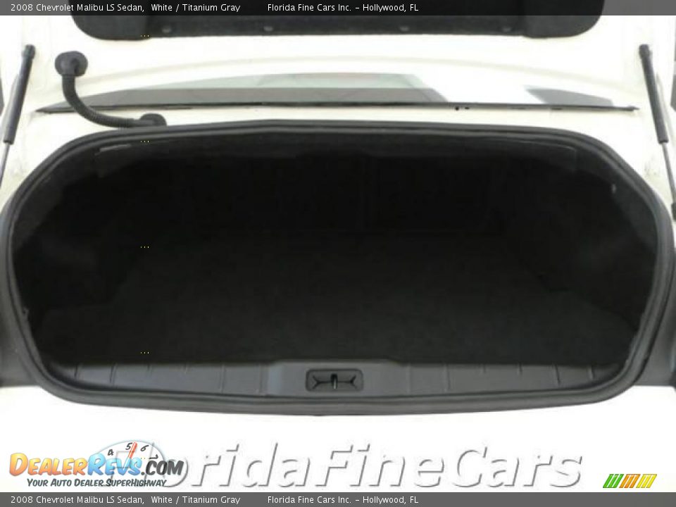 2008 Chevrolet Malibu LS Sedan White / Titanium Gray Photo #10