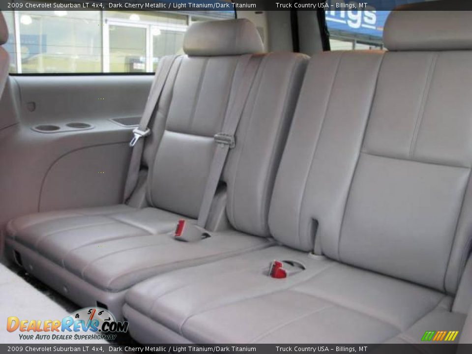 2009 Chevrolet Suburban LT 4x4 Dark Cherry Metallic / Light Titanium/Dark Titanium Photo #9