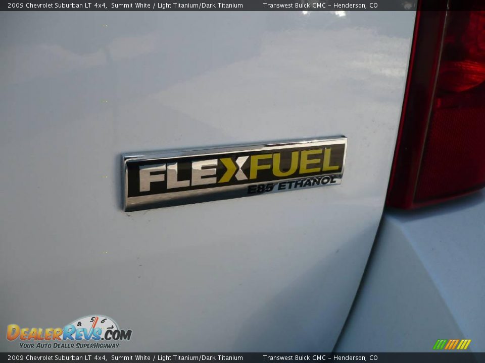 2009 Chevrolet Suburban LT 4x4 Summit White / Light Titanium/Dark Titanium Photo #14