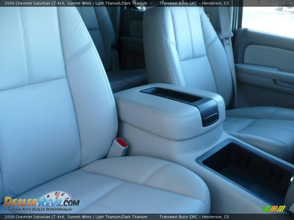 2009 Chevrolet Suburban LT 4x4 Summit White / Light Titanium/Dark Titanium Photo #16