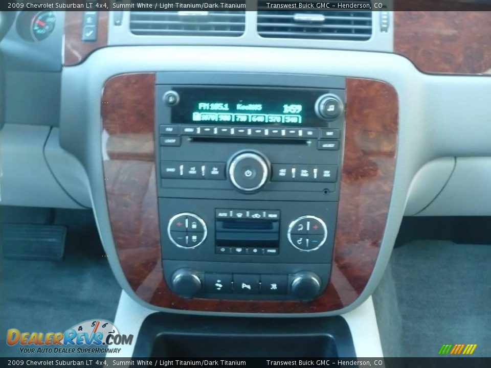 2009 Chevrolet Suburban LT 4x4 Summit White / Light Titanium/Dark Titanium Photo #20