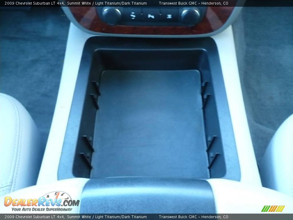 2009 Chevrolet Suburban LT 4x4 Summit White / Light Titanium/Dark Titanium Photo #21