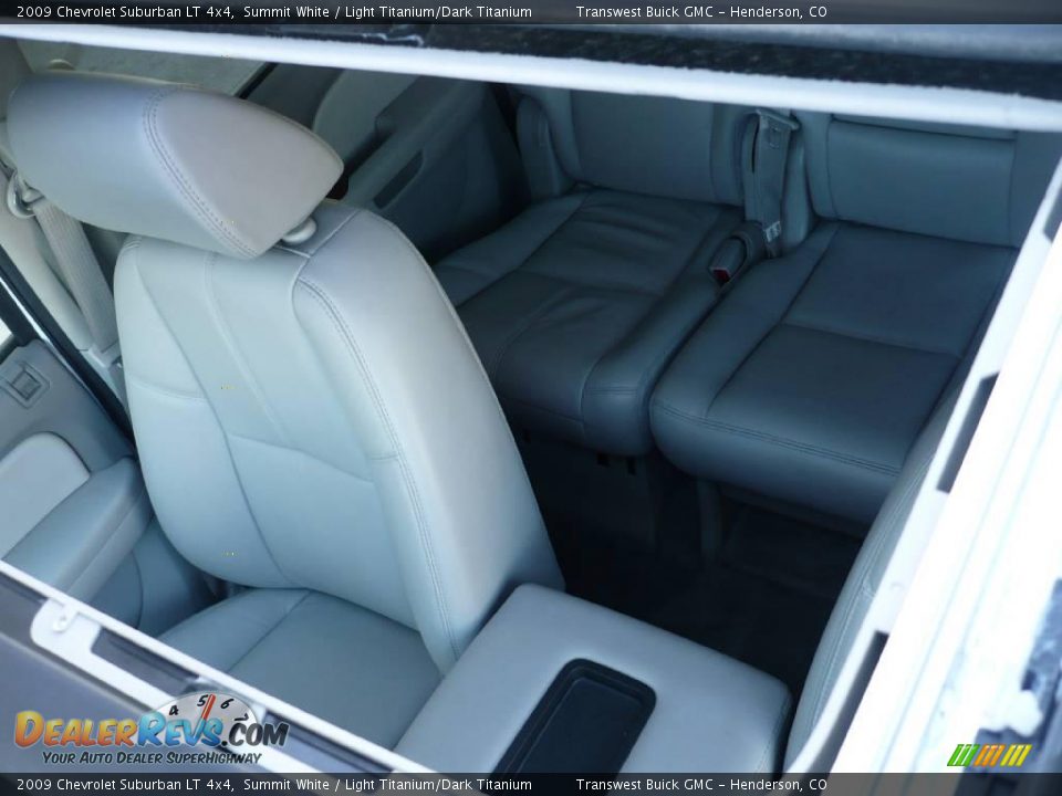 2009 Chevrolet Suburban LT 4x4 Summit White / Light Titanium/Dark Titanium Photo #34