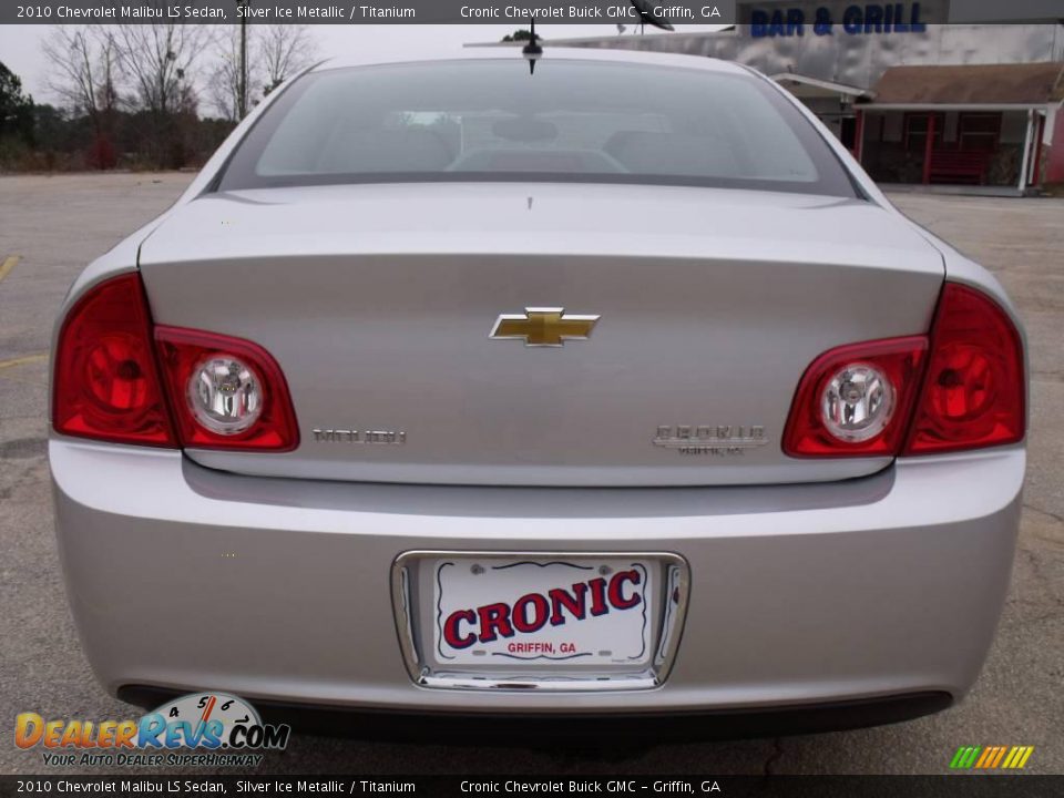2010 Chevrolet Malibu LS Sedan Silver Ice Metallic / Titanium Photo #4