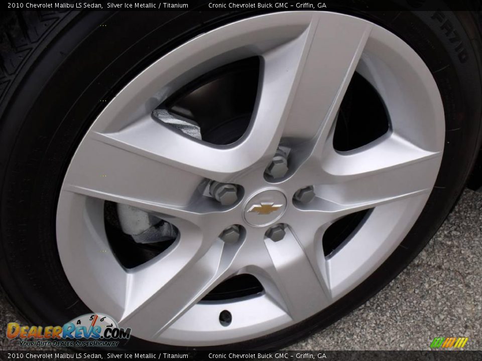 2010 Chevrolet Malibu LS Sedan Silver Ice Metallic / Titanium Photo #9