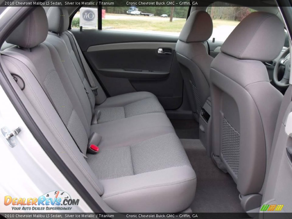 2010 Chevrolet Malibu LS Sedan Silver Ice Metallic / Titanium Photo #12