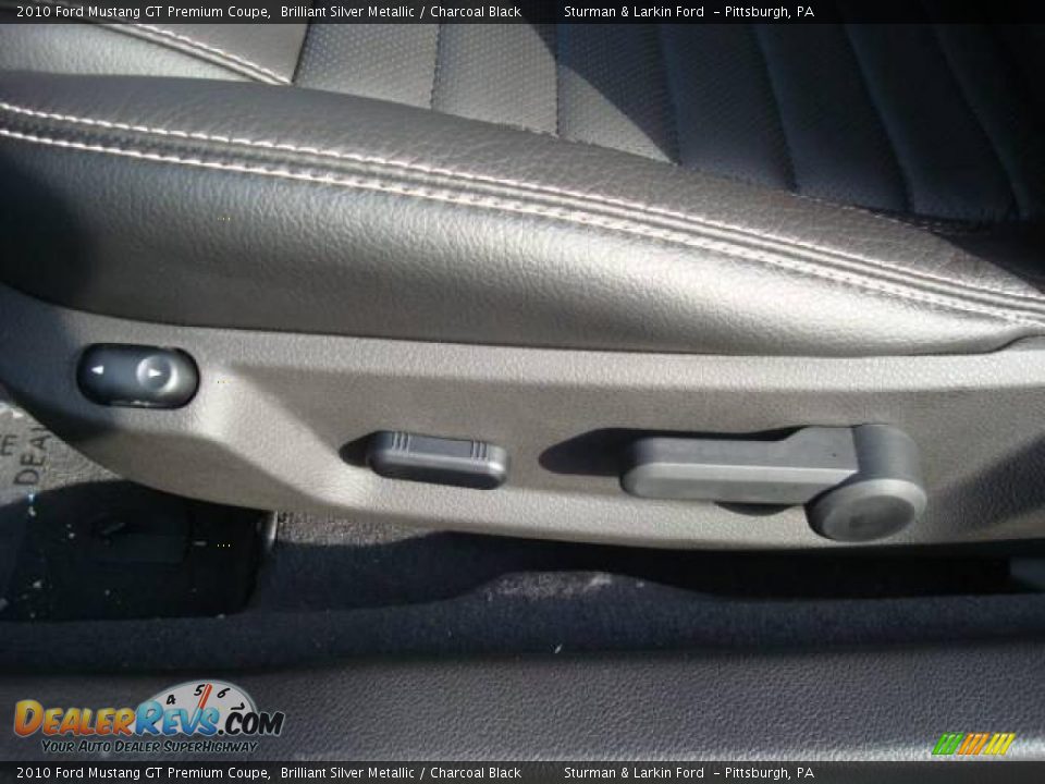 2010 Ford Mustang GT Premium Coupe Brilliant Silver Metallic / Charcoal Black Photo #14