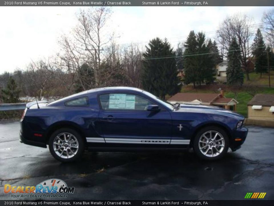 2010 Ford Mustang V6 Premium Coupe Kona Blue Metallic / Charcoal Black Photo #2