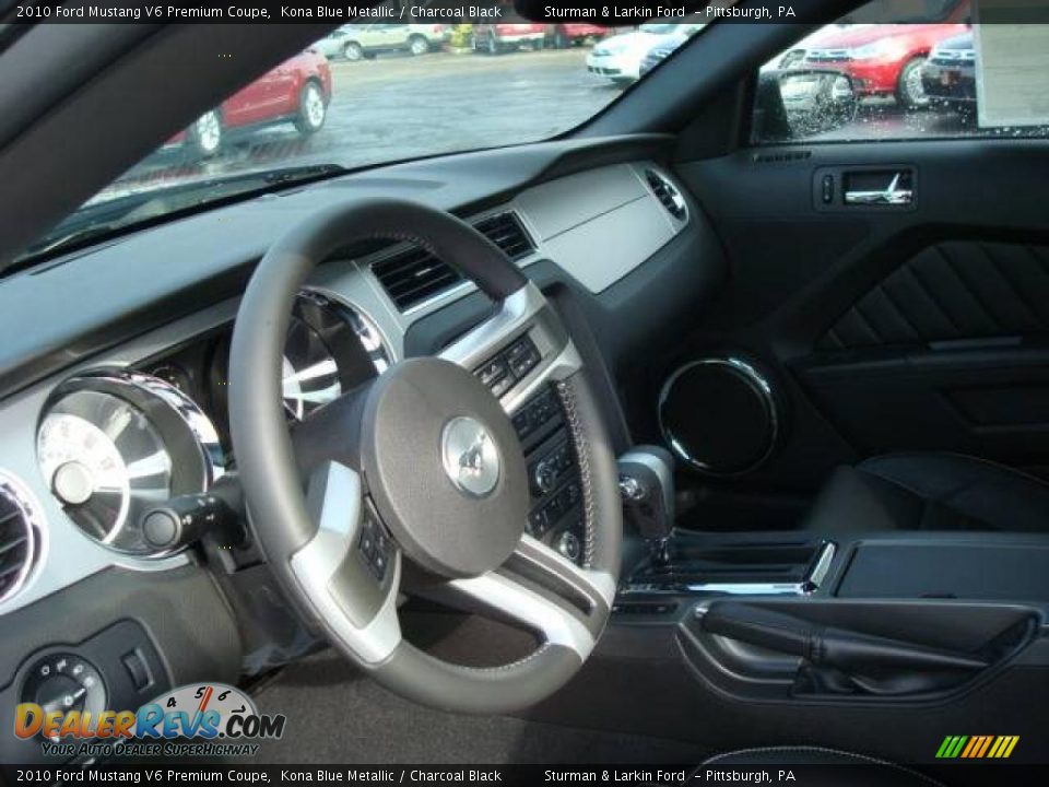 2010 Ford Mustang V6 Premium Coupe Kona Blue Metallic / Charcoal Black Photo #15