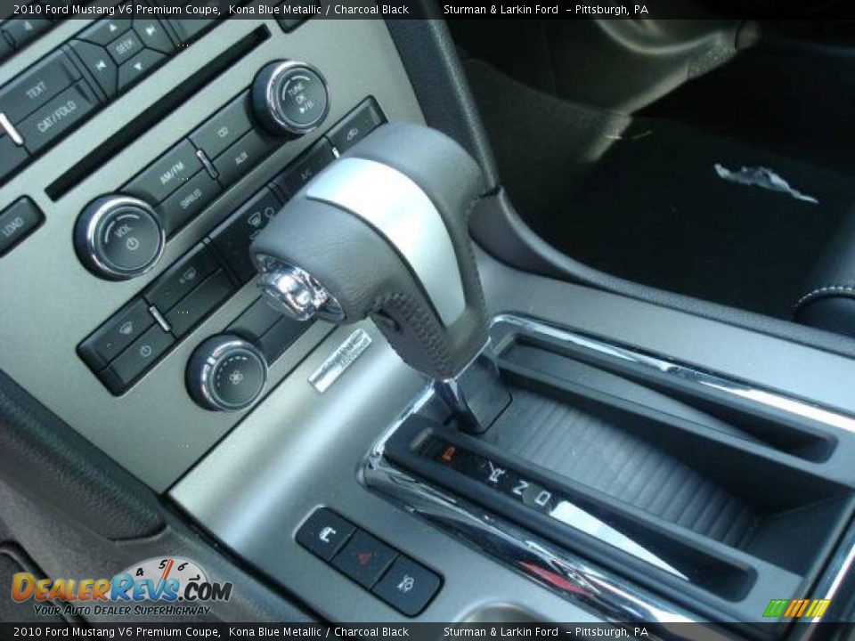 2010 Ford Mustang V6 Premium Coupe Kona Blue Metallic / Charcoal Black Photo #17
